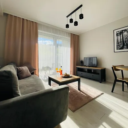 Apartment Spokojna 24k 18 *
