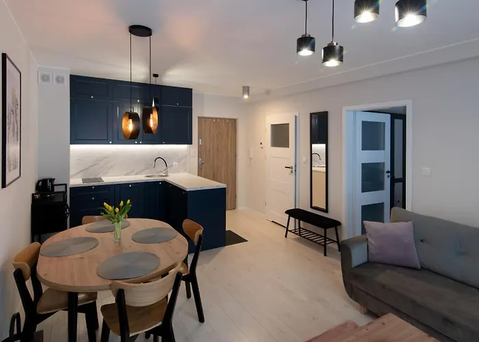 Apartment Spokojna 24k 18 *